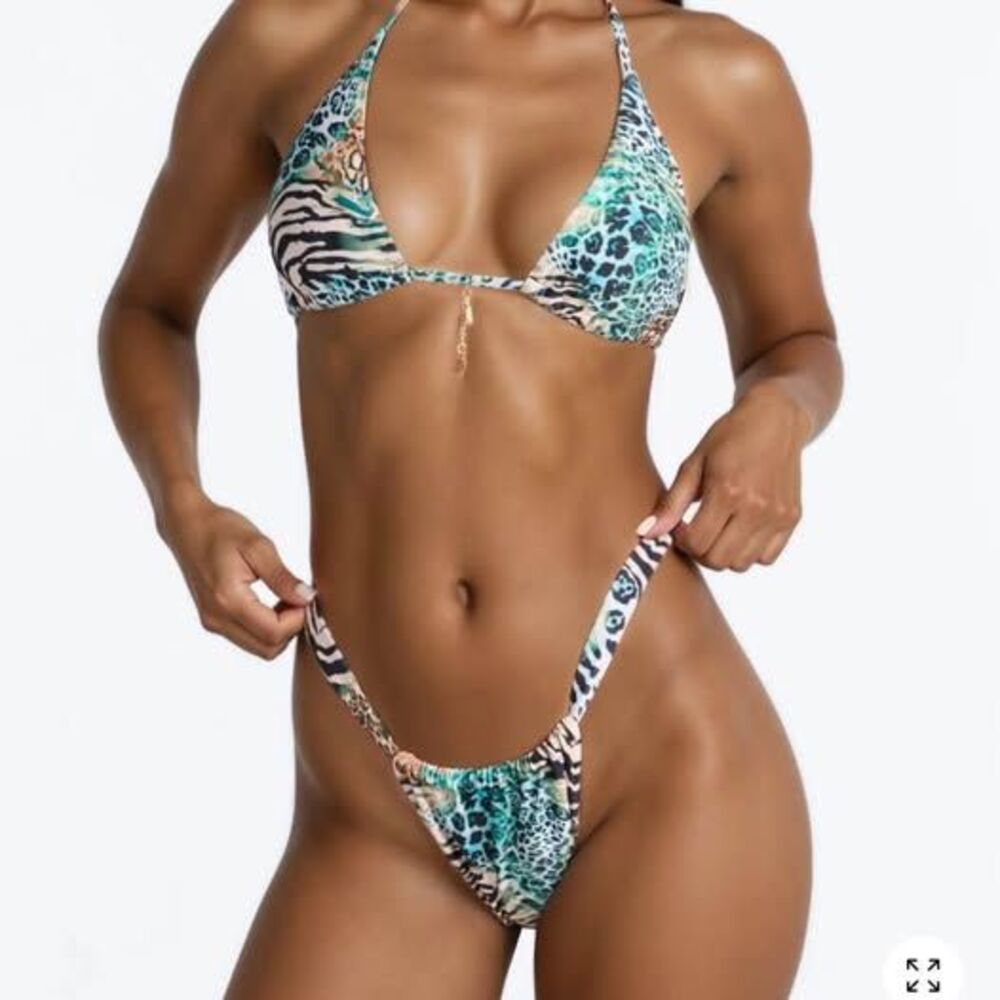 NWT Blue animal print jungle bikini size small